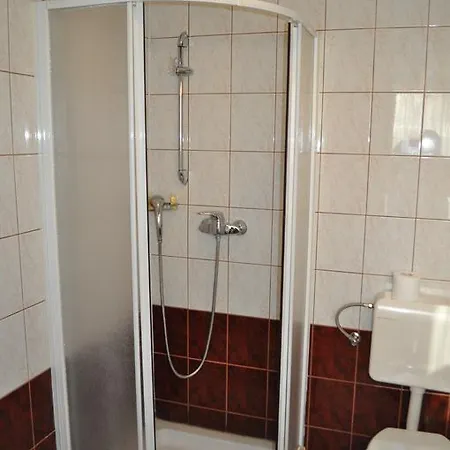 Gostisce Kum Vendégház 3*