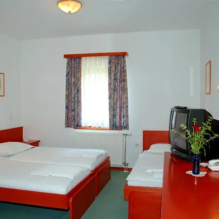 Vendégház Gostisce Kum